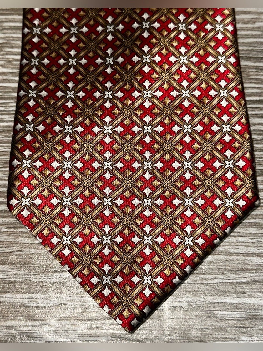 Sulka Luxury Men’s 100% Silk Tie Red Gold Geometric Designer Made In France EUC